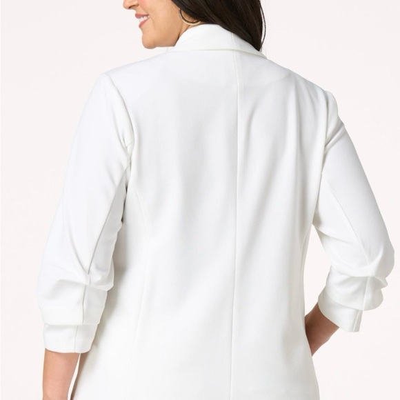 Cato Classic Cream Blazer - Picture 2 of 6